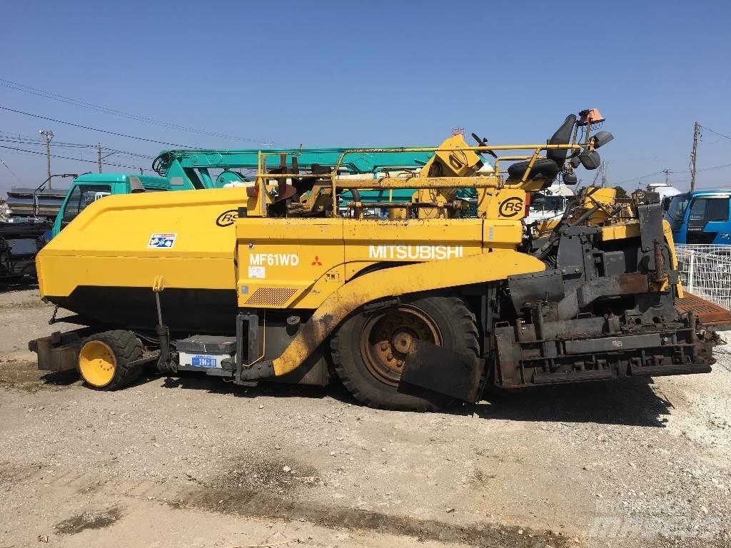 Mitsubishi MF61WD Rozściełacze do asfaltu