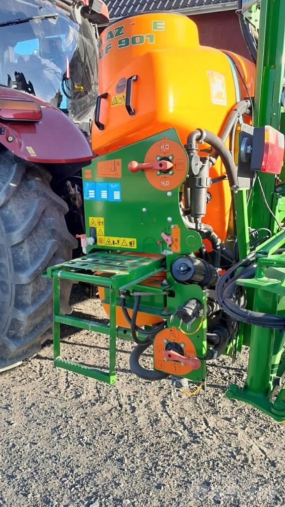 Amazone UF 901 Zamontowane opryskiwacze