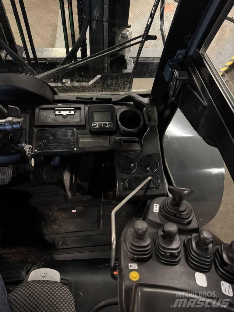 Toyota truck 8FD60N Wózki Diesla