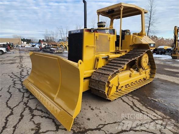 CAT D6M XL Spycharki gąsienicowe