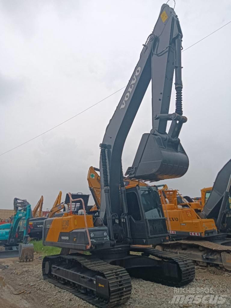 Volvo EC 240 Koparki gąsienicowe