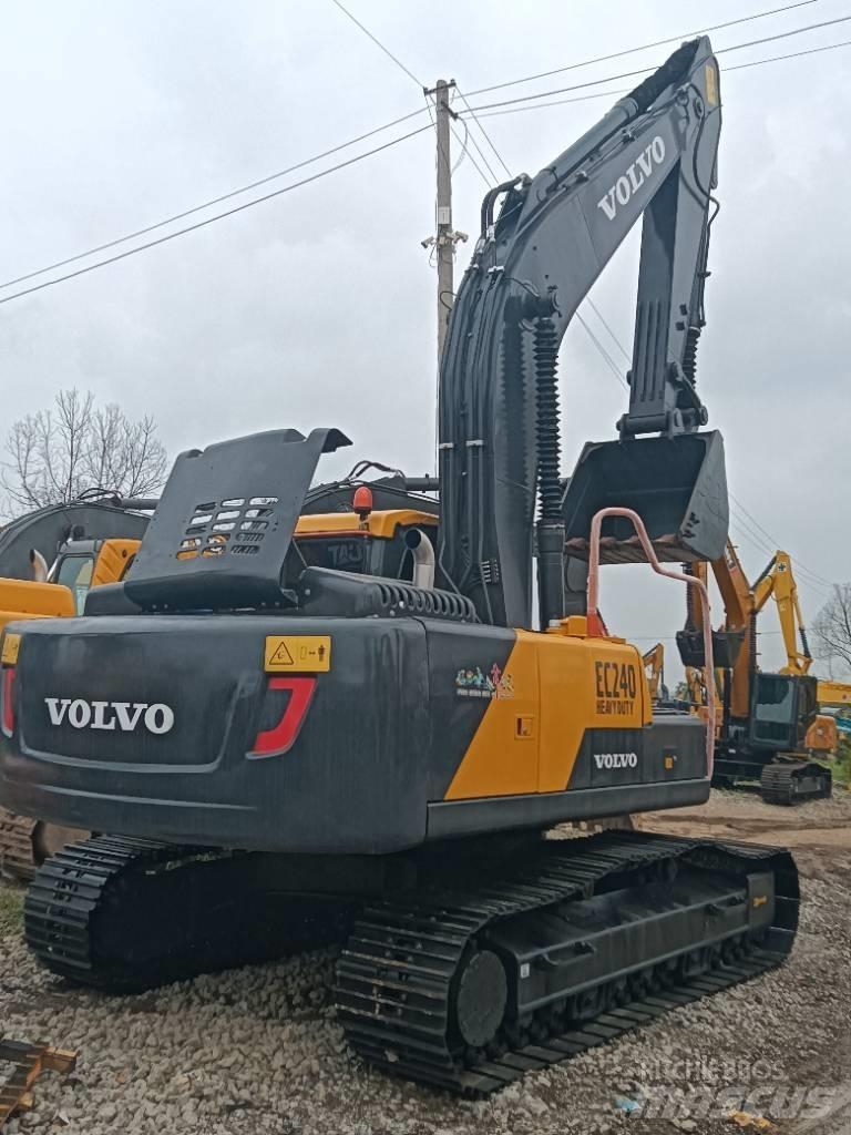 Volvo EC 240 Koparki gąsienicowe