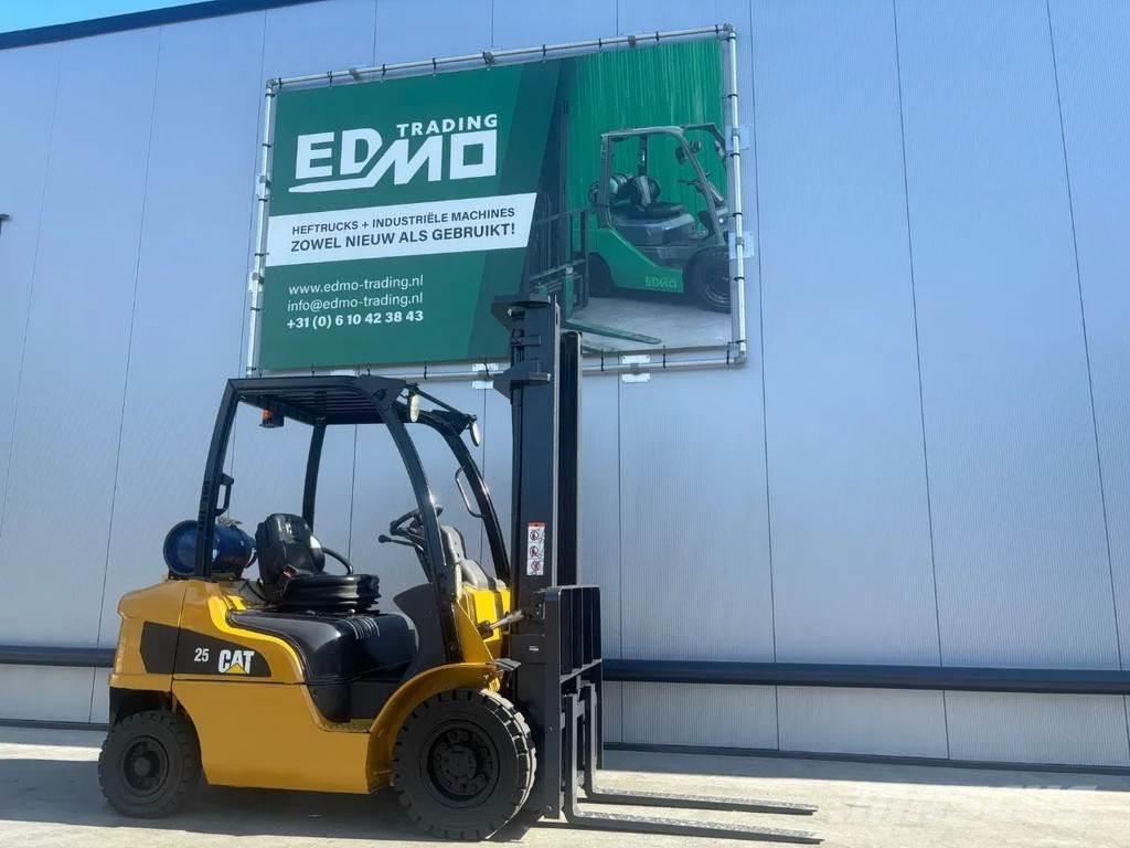 CAT GP25N Heftruck Wózki LPG