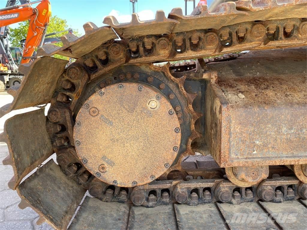 Doosan DX235LC-5 Koparki gąsienicowe