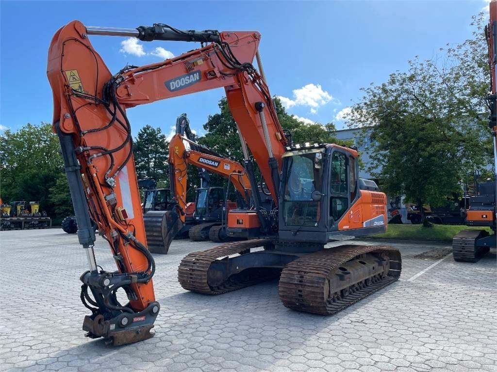 Doosan DX235LC-5 Koparki gąsienicowe