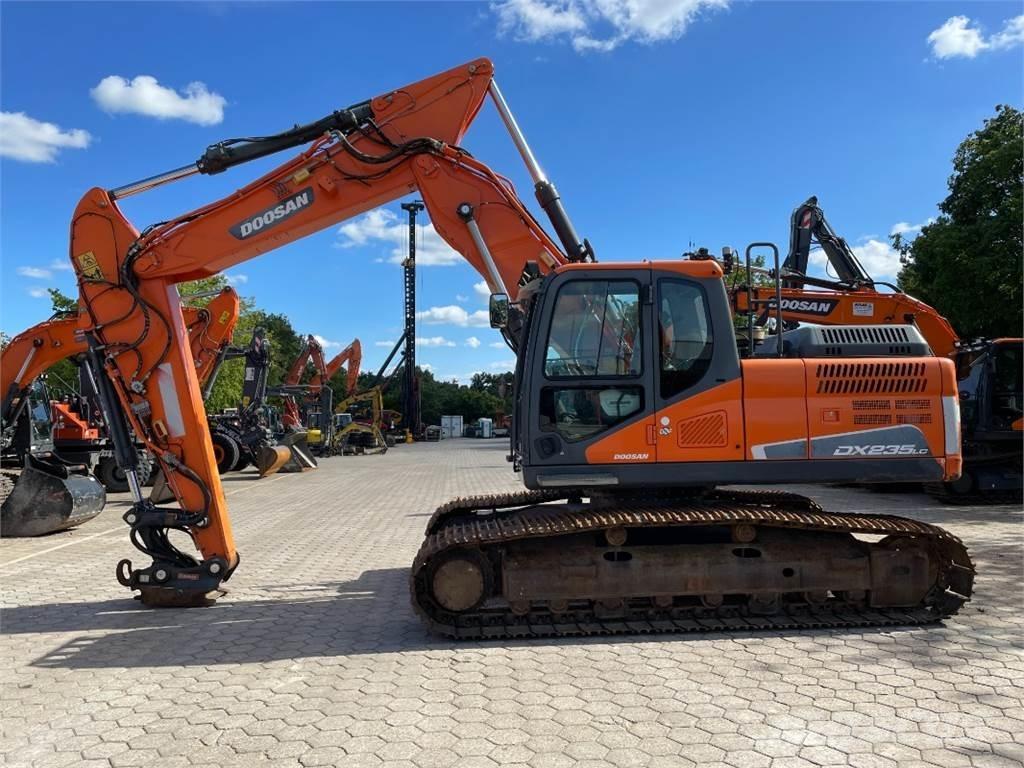 Doosan DX235LC-5 Koparki gąsienicowe