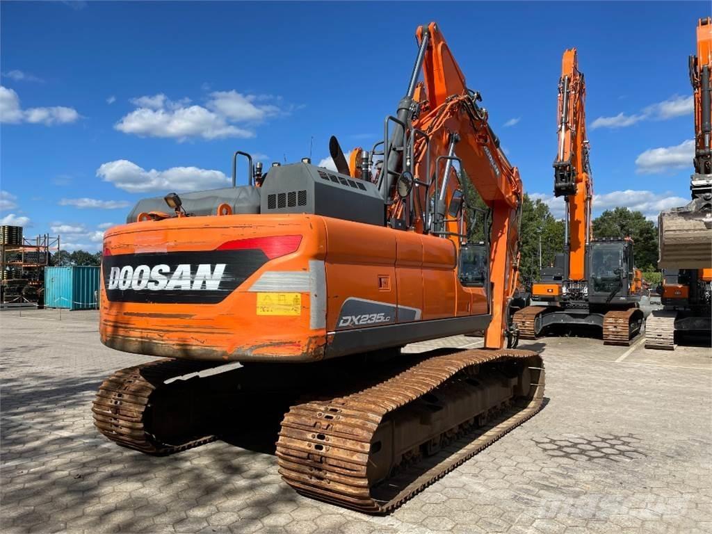 Doosan DX235LC-5 Koparki gąsienicowe
