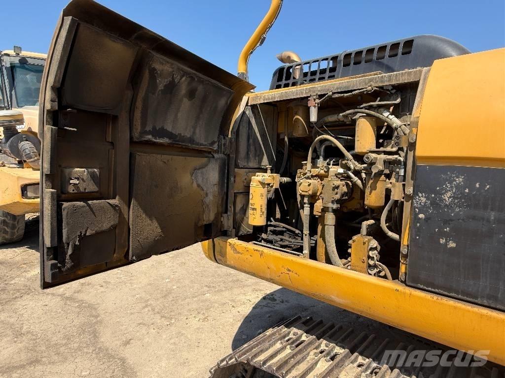CAT 324 D Koparki gąsienicowe