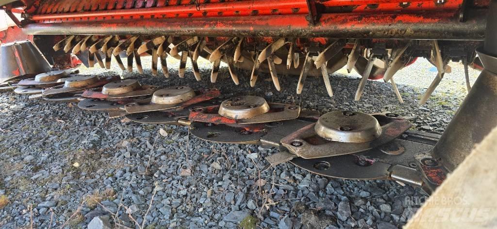 Kuhn FC 313 Kosiarki ze wstępną obróbka paszy