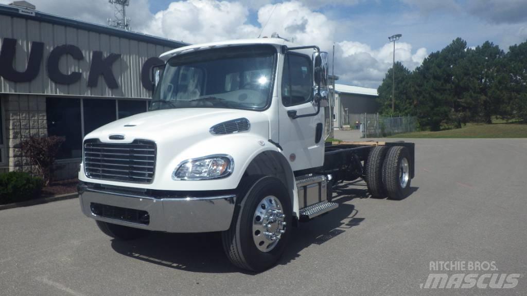 Freightliner M2106 Pojazdy pod zabudowę