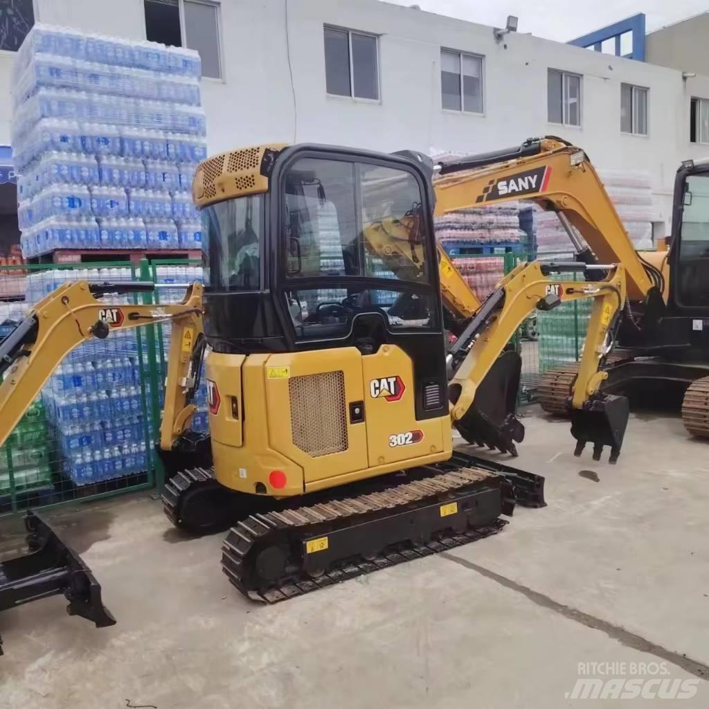 CAT 302 Minikoparki