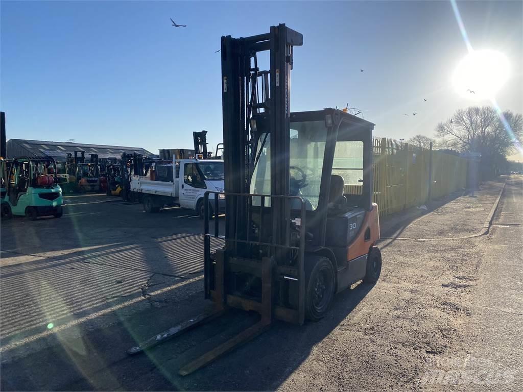 Doosan D30S-5 Wózki Diesla