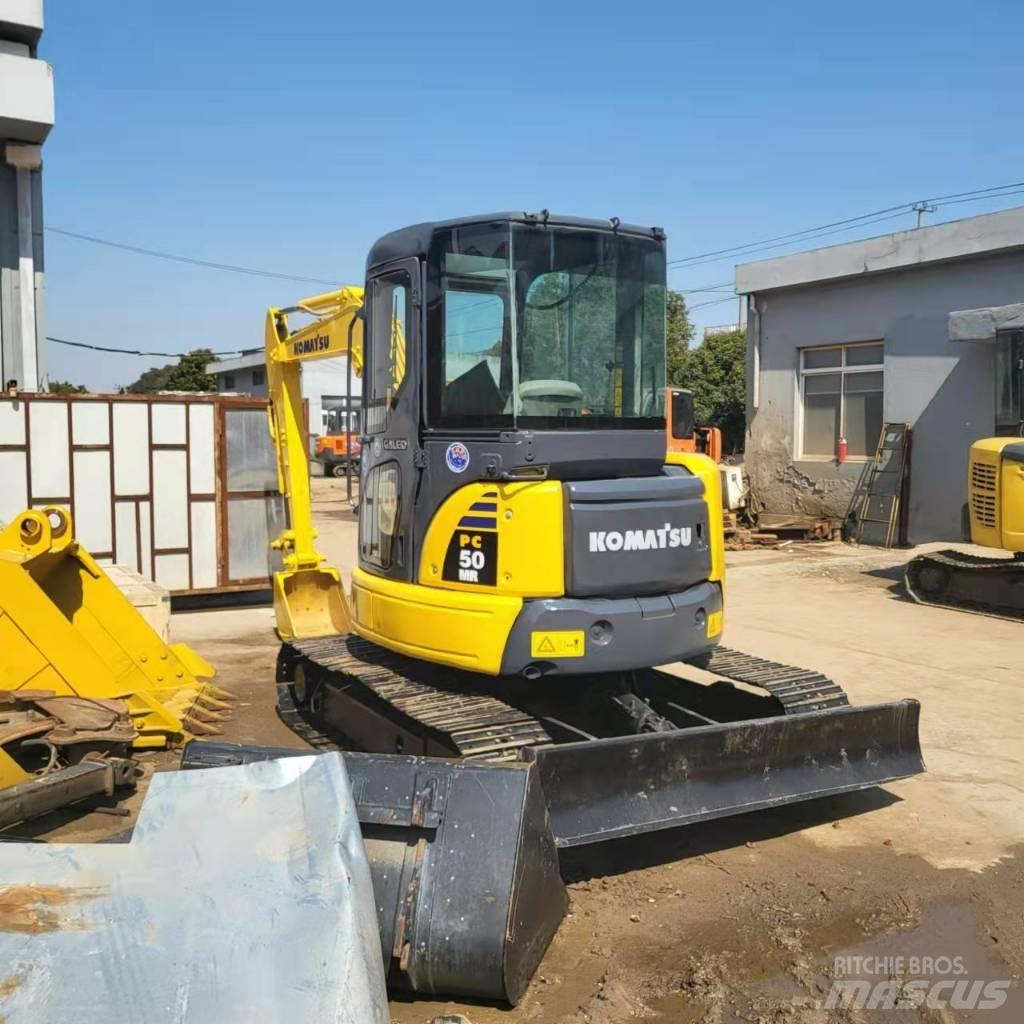 Komatsu PC50 Koparki gąsienicowe