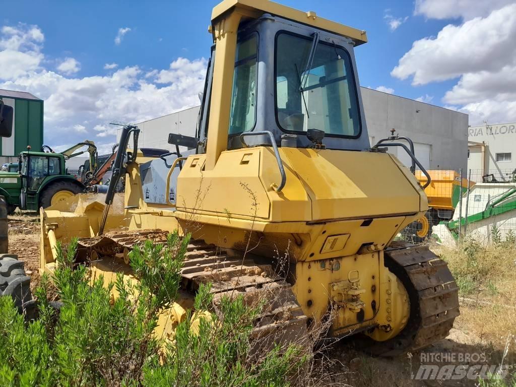 Komatsu D 65 E Spycharki gąsienicowe