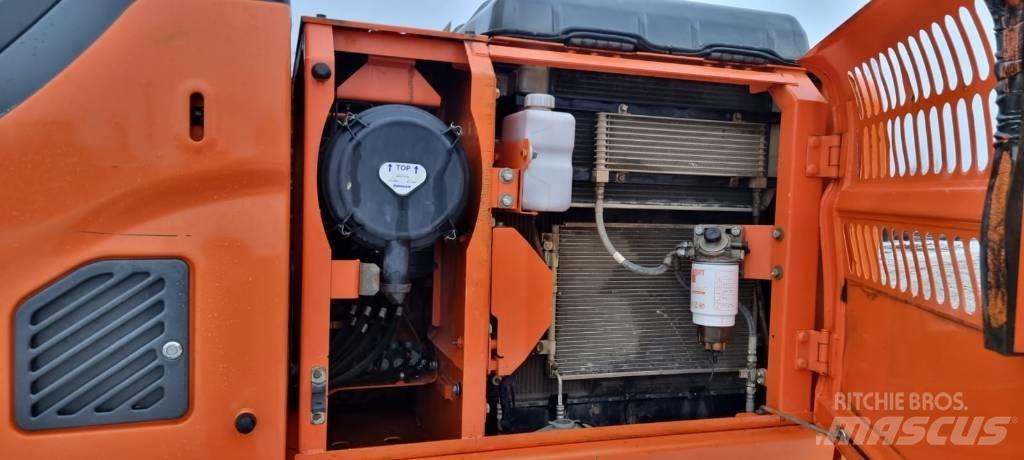 Doosan DX 140 LC-3 Koparki gąsienicowe