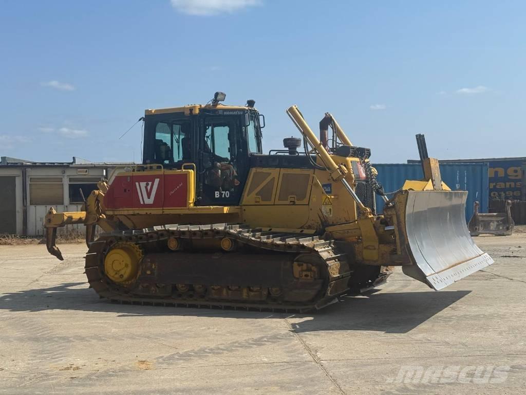 Komatsu D 65 PX-18 Spycharki gąsienicowe