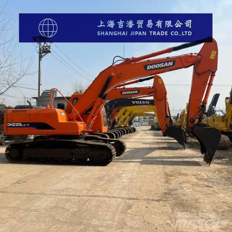 Doosan DH 225 LC-7 Koparki gąsienicowe