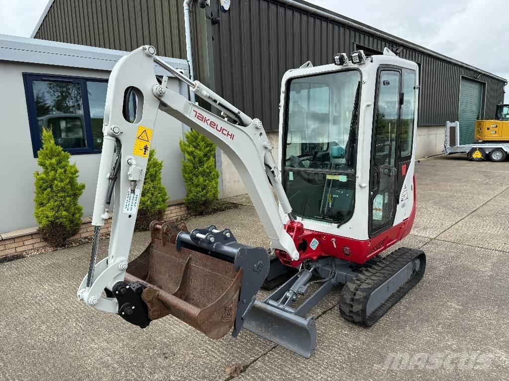 Takeuchi TB 216 Minikoparki