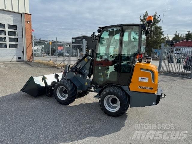 GiANT G2300 HD Miniładowarki