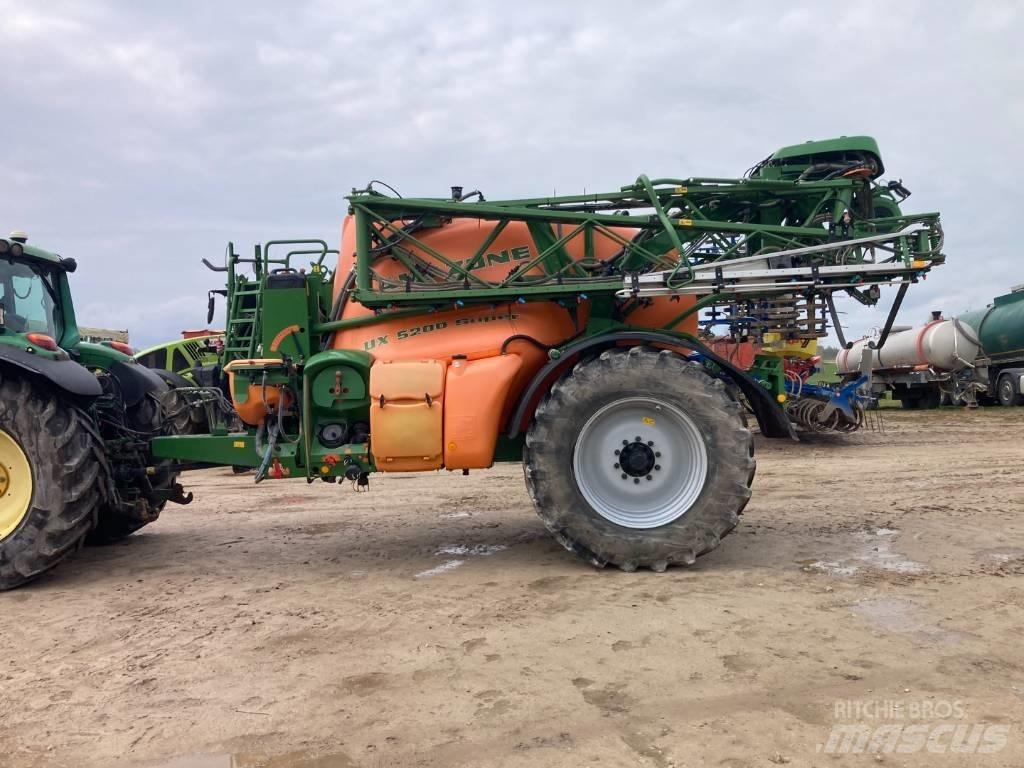 Amazone UX 5200 Opryskiwacze zaczepiane