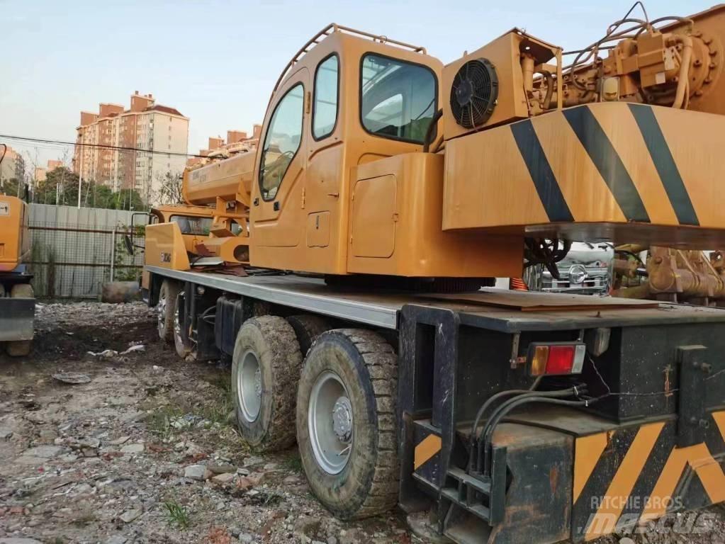 XCMG QY 50 K-II Żurawie gąsienicowe