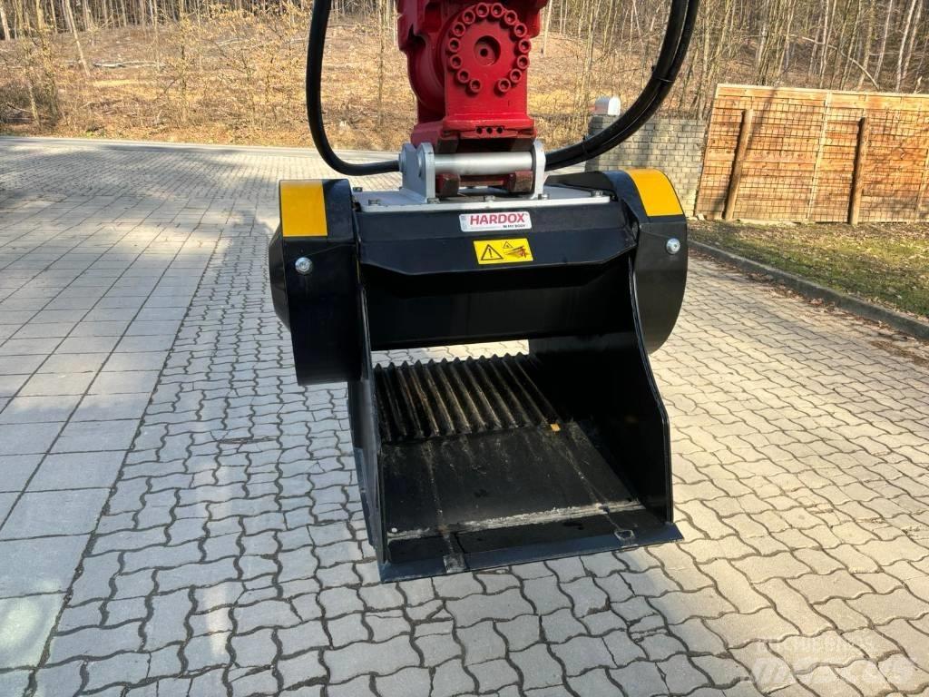 MB Crusher C 50 S4 Łyżki kruszące