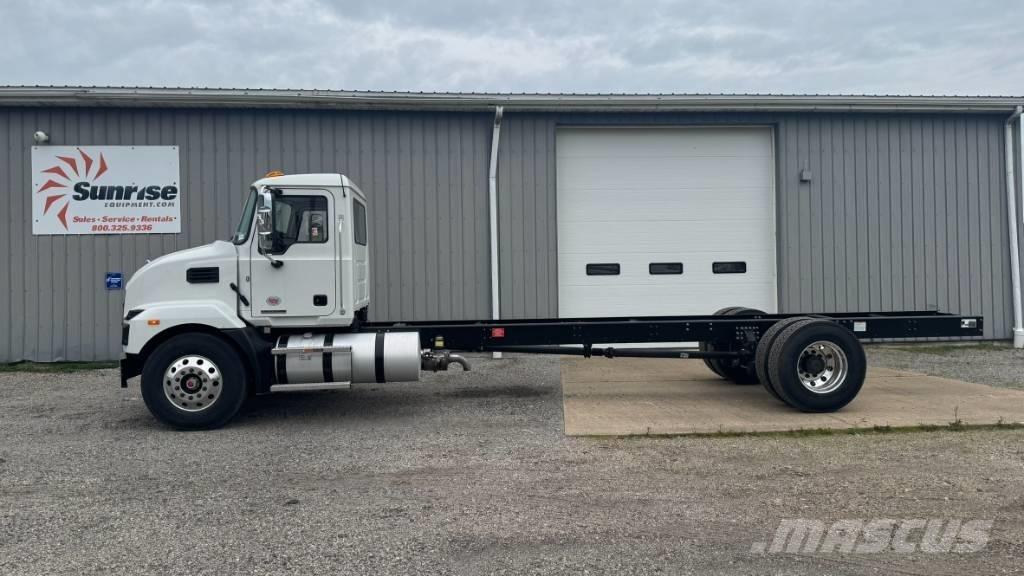  2025 Mack MD 6 Pojazdy pod zabudowę