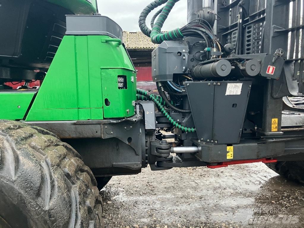 John Deere 1910G Forwardery