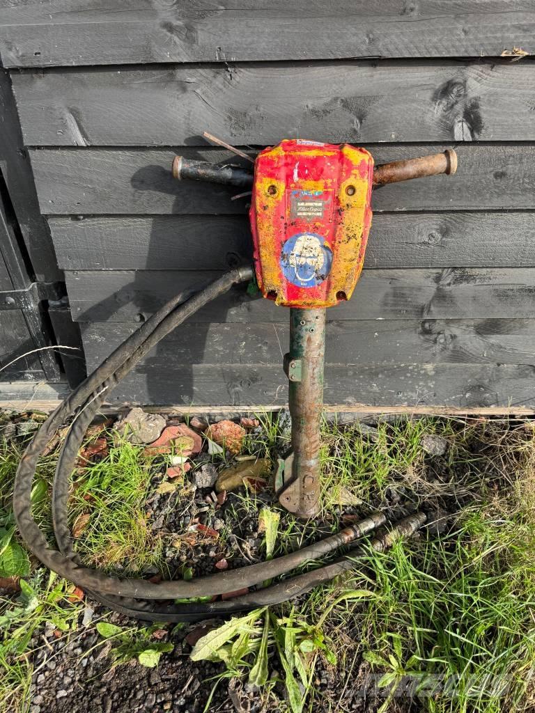 Atlas Copco BREAKER Młoty hydrauliczne