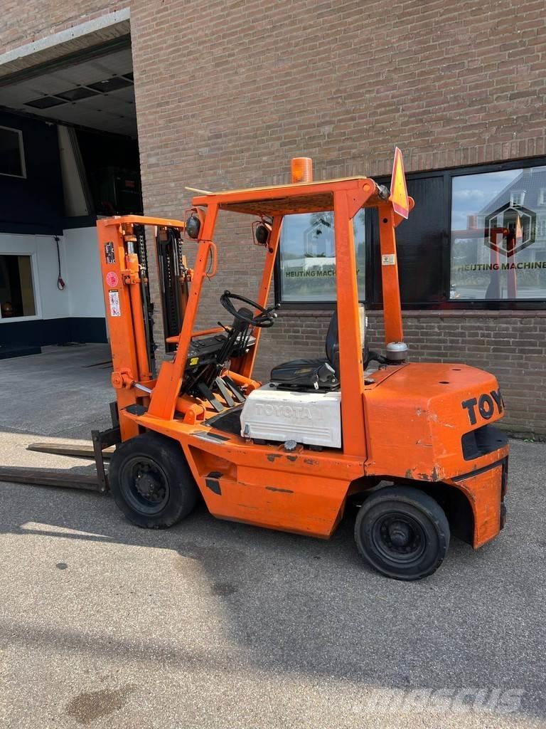 Toyota 02-4FD25 Wózki Diesla