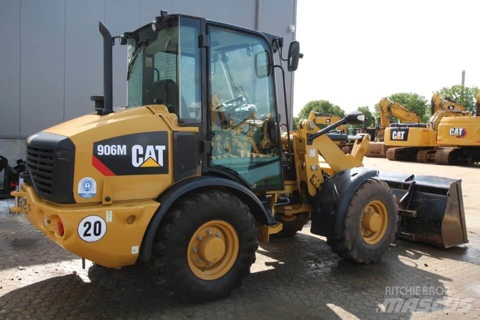 CAT 906M Ładowarki kołowe