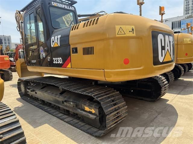 CAT 323 D L Koparki gąsienicowe