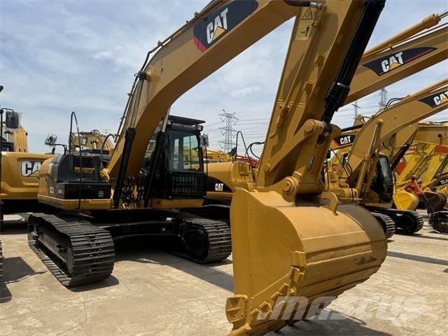 CAT 323 D L Koparki gąsienicowe