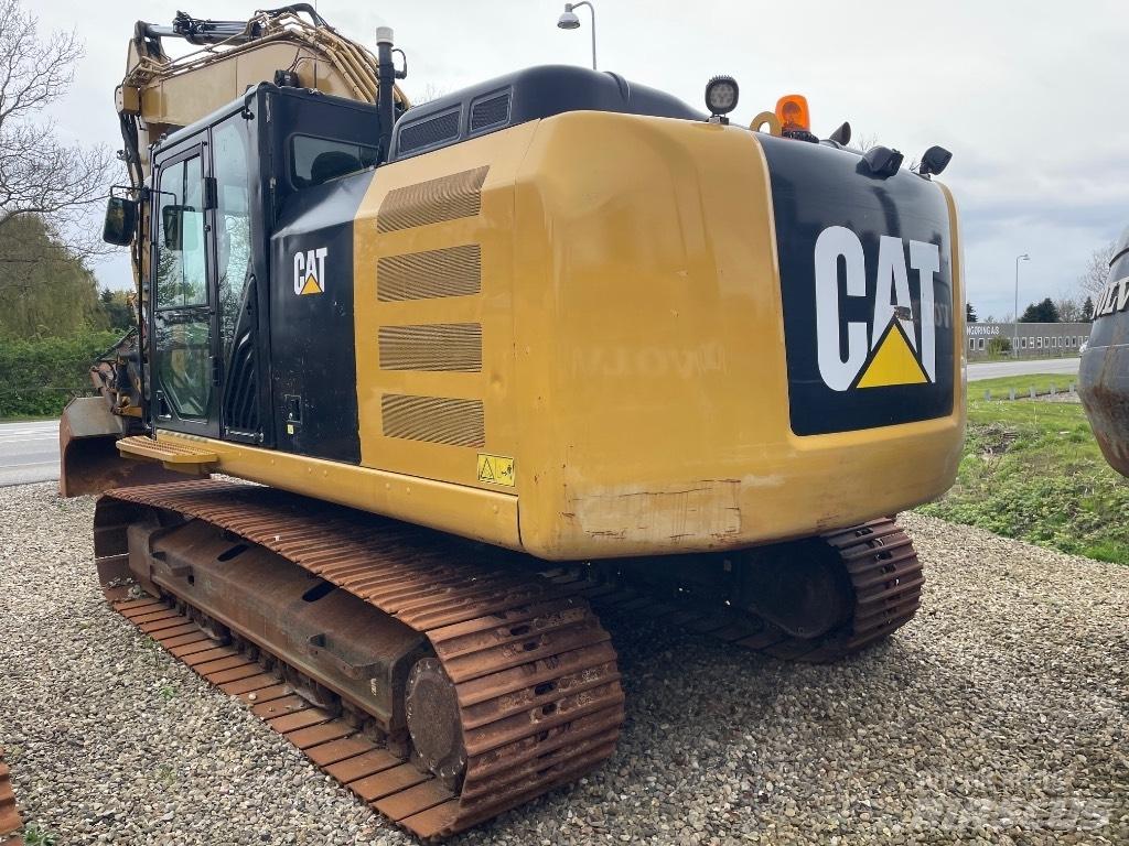 CAT 323FL Koparki gąsienicowe