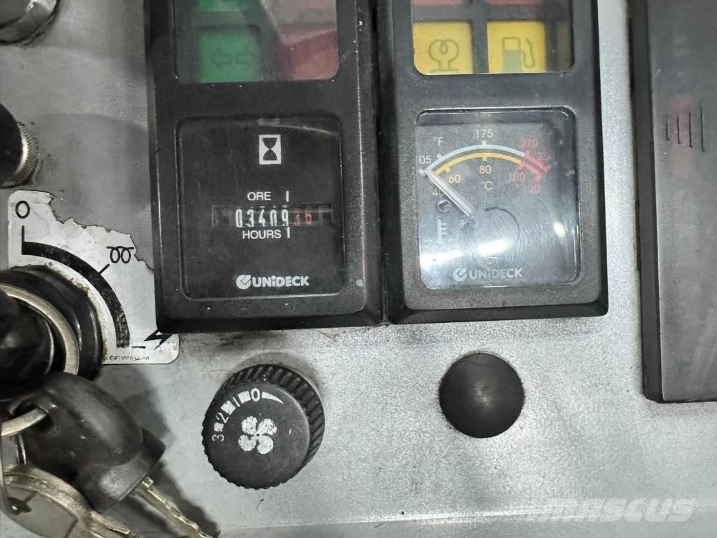 Combilift C3000CB Wózki widłowe boczne
