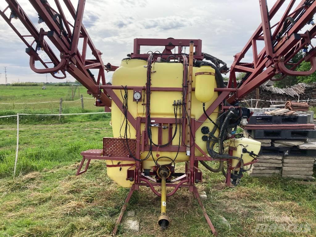 Hardi Mega 1000 Zamontowane opryskiwacze