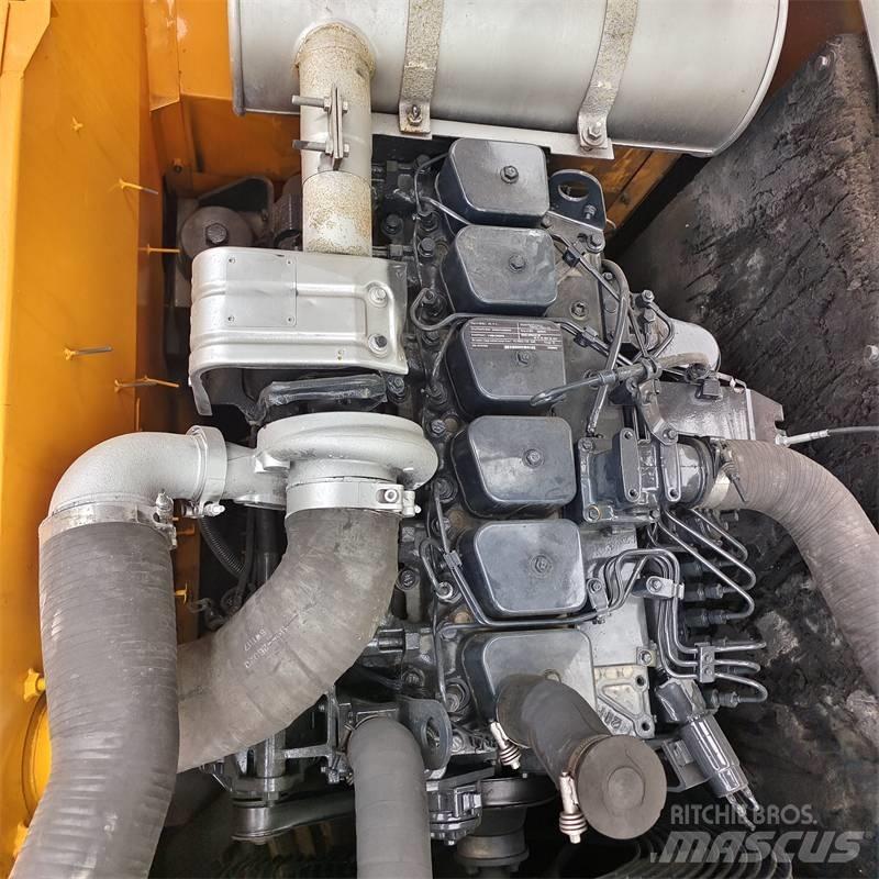 Hyundai 220LC -9S Koparki gąsienicowe
