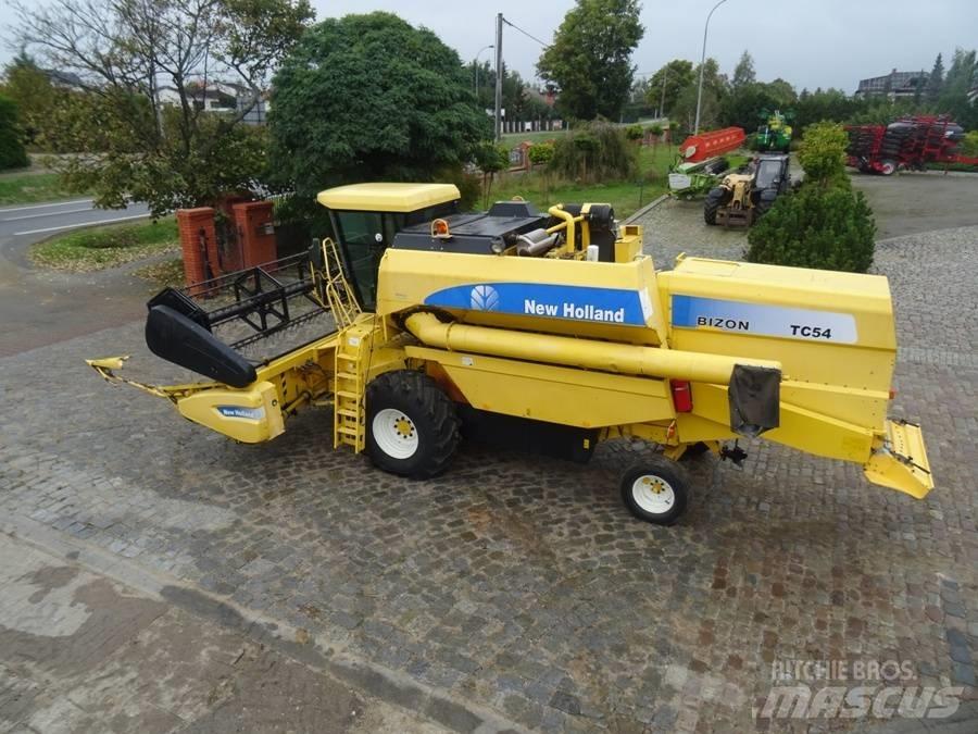 New Holland TC 54 Kombajny zbożowe