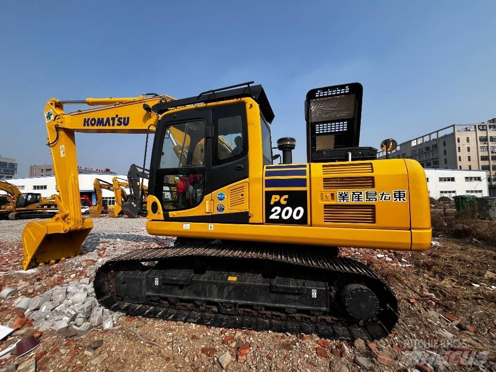 Komatsu PC 200-8N1 Midikoparki  7t - 12t