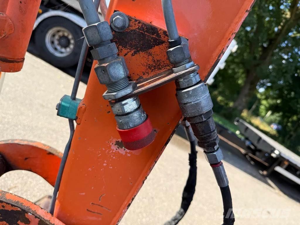 Hitachi ZX30U Minikoparki