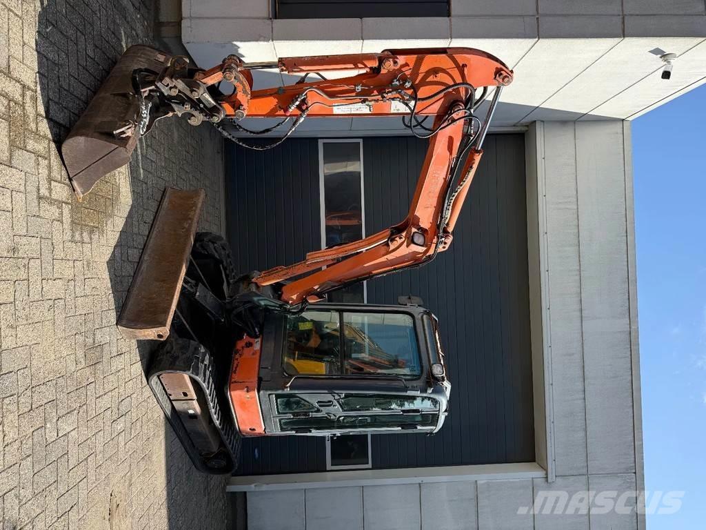 Hitachi ZX30U Minikoparki