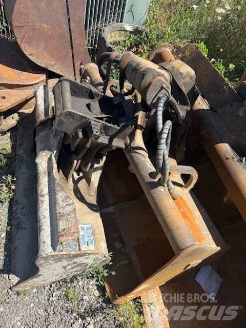 JCB 8085 Midikoparki  7t - 12t