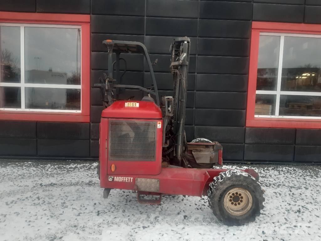 Moffett M5 25.3 Wózki Diesla