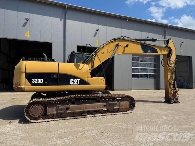 CAT 323 D L Koparki gąsienicowe
