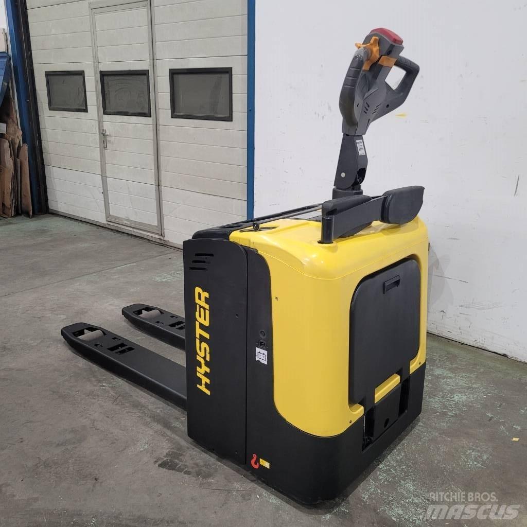 Hyster P 2.0 UTS Wózki widłowe unoszące z platformą dla operatora