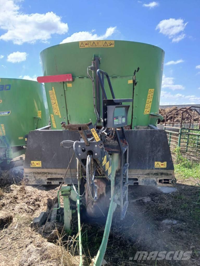 Faresin Magnum 1100 Karmniki dla zwierzat