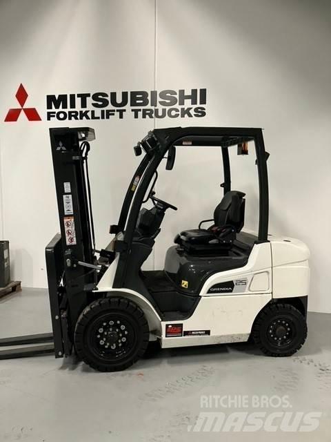 Mitsubishi FD25N3 Wózki Diesla