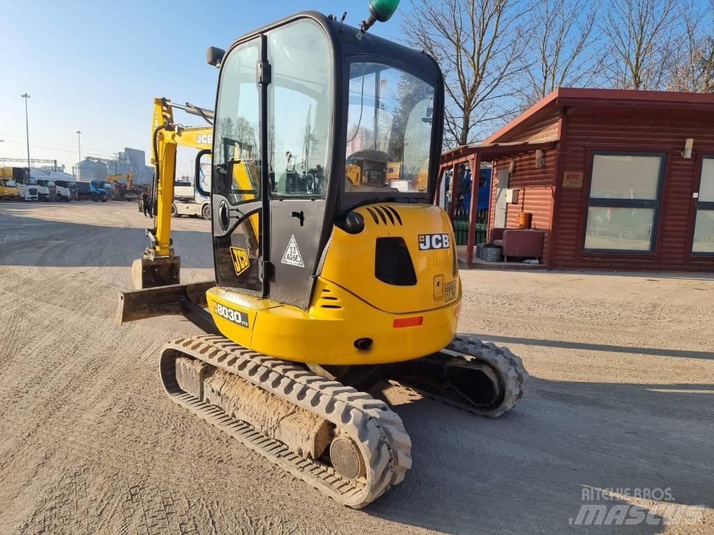 JCB 8030 ZTS Minikoparki