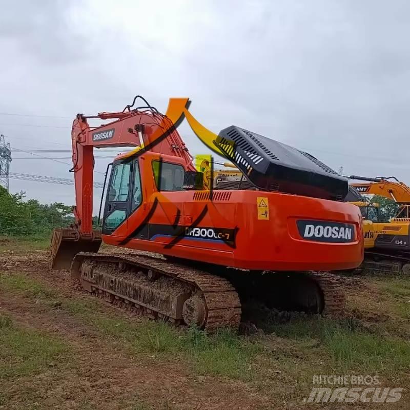 Doosan DH 300 LC-7 Koparki gąsienicowe