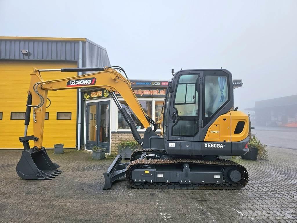 XCMG XE60GA Minikoparki
